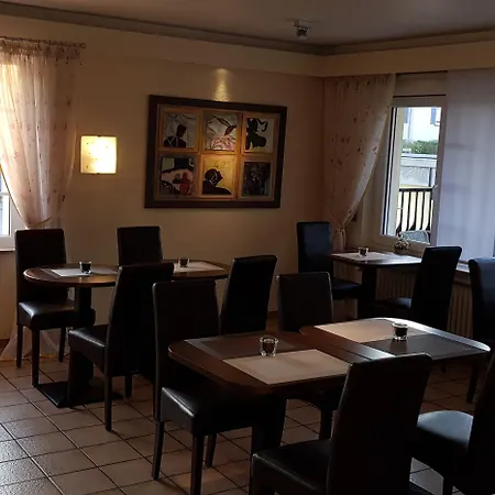 H41 Garni Freiburg 3*